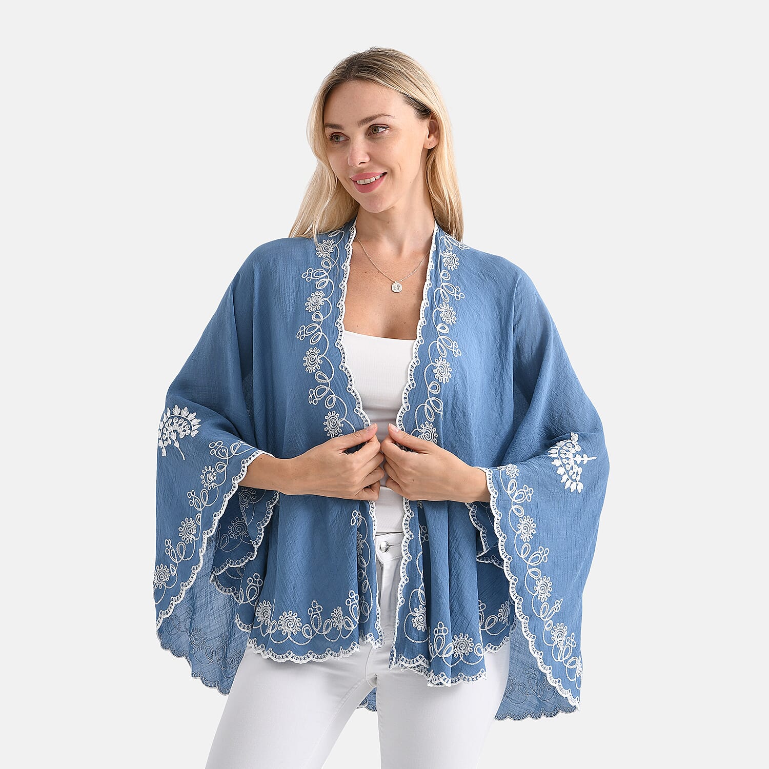La Marey Stylish Embroidery Short Kimono (One Size) - Blue