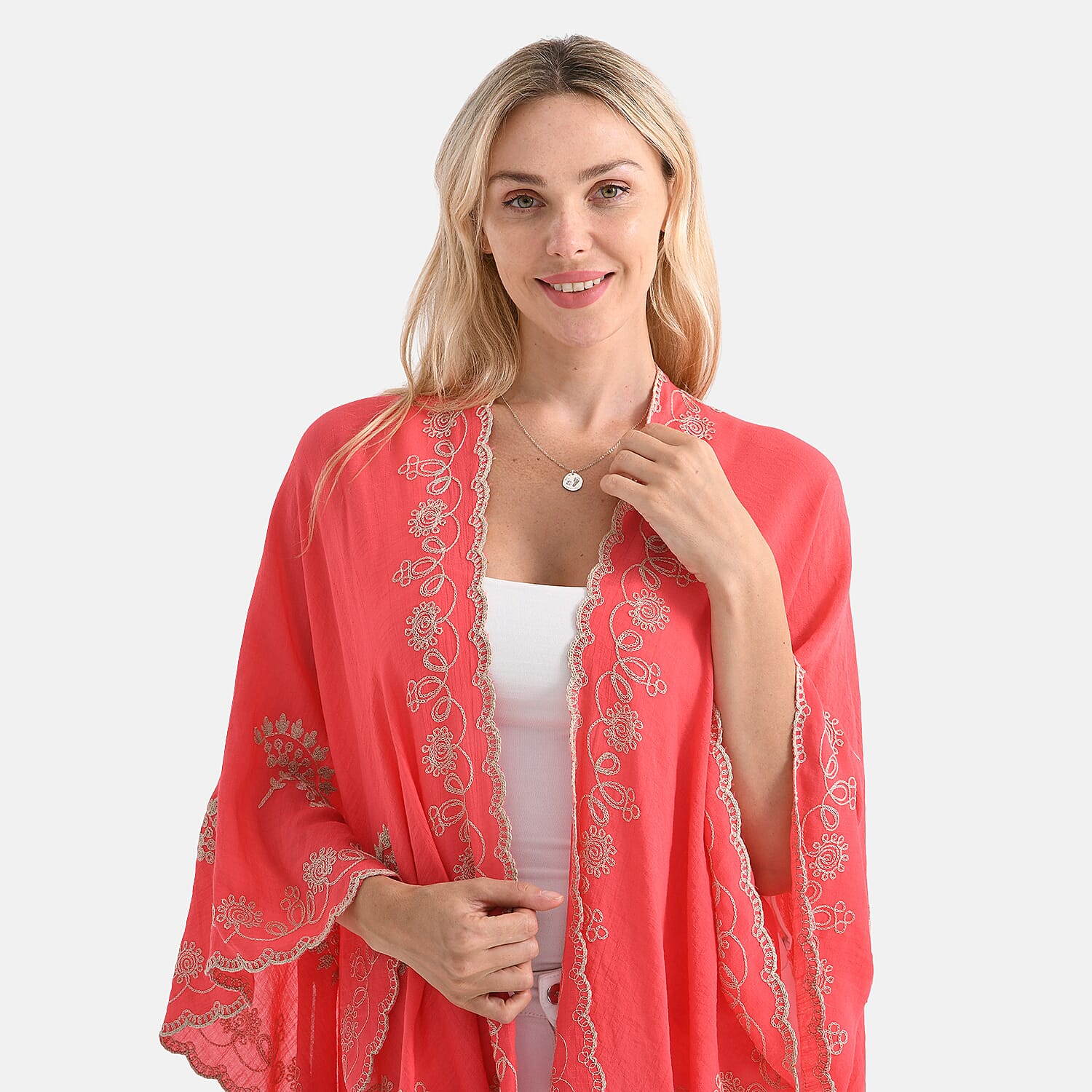 La Marey Stylish Embroidery Short Kimono (One Size) - Pink La Marey Stylish Embroidery Short Kimono (One Size) - Pink