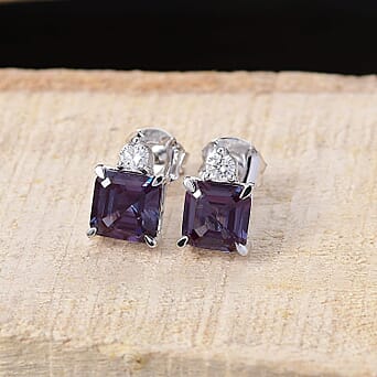 https://tjcuk.sirv.com/Products/81/1/8114728/Luxuriant-Diamond-10K-White-Gold-AAA-Lab-Grown-Alexandrite-Lab-Grown-D_8114728_1.jpg?w=342&h=342