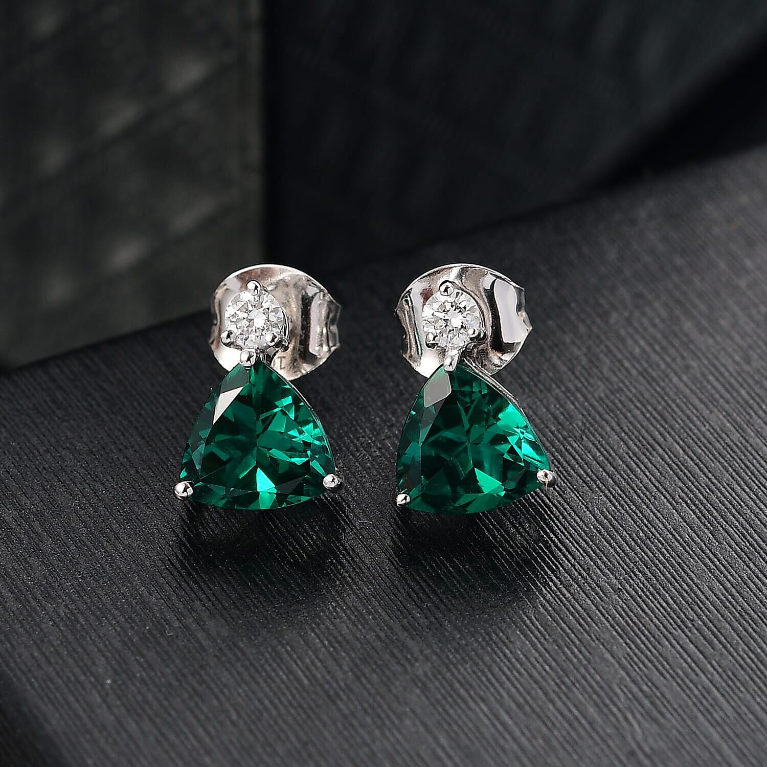 10K White Gold AAA Lab Grown Emerald, Lab Grown Diamond GH, SI Solitaire Stud Push Post Earring, Gold Wt.1.13 Gms  2.126  Ct.