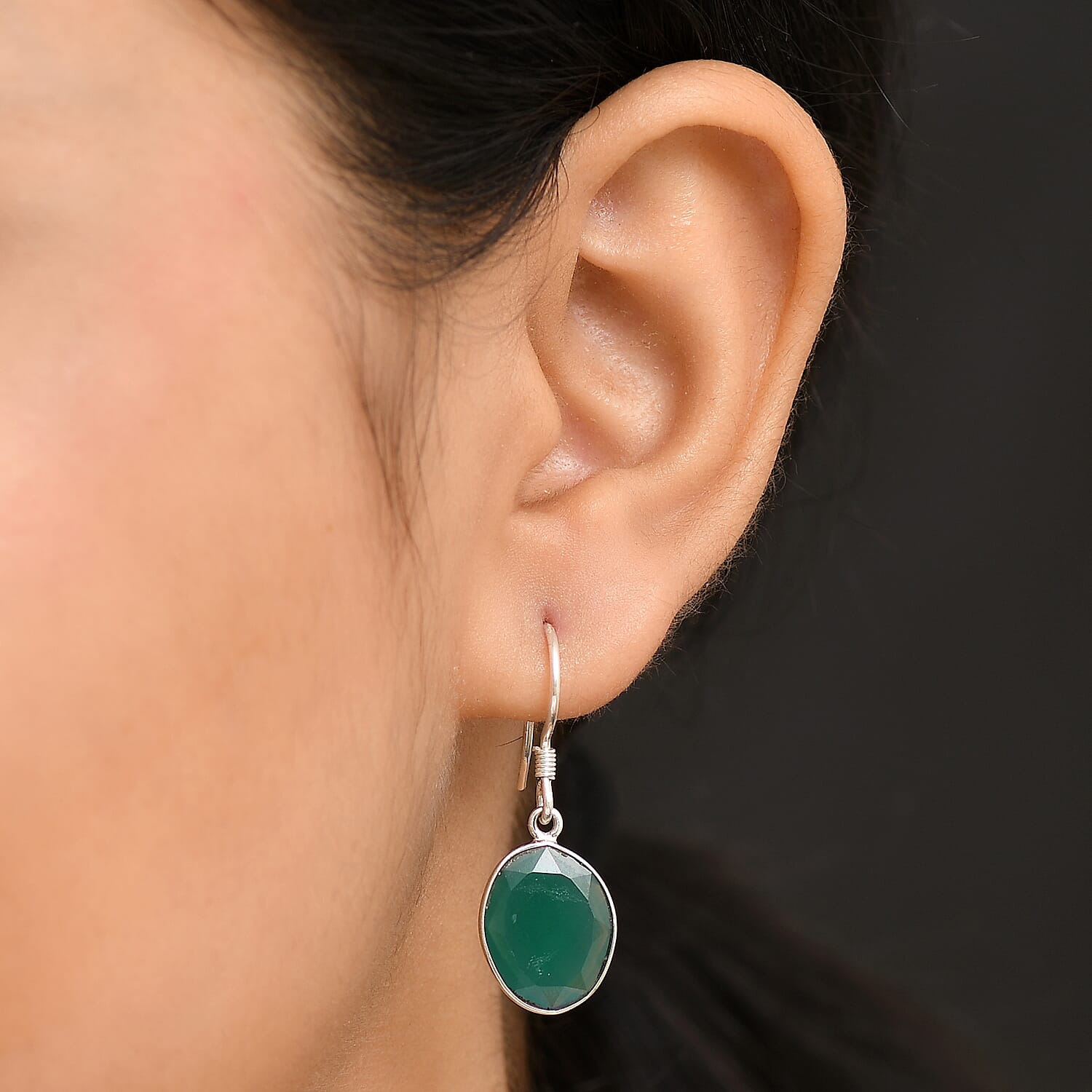 Verde Onyx J Hoop Earring in Sterling Silver 11.38 Ct.