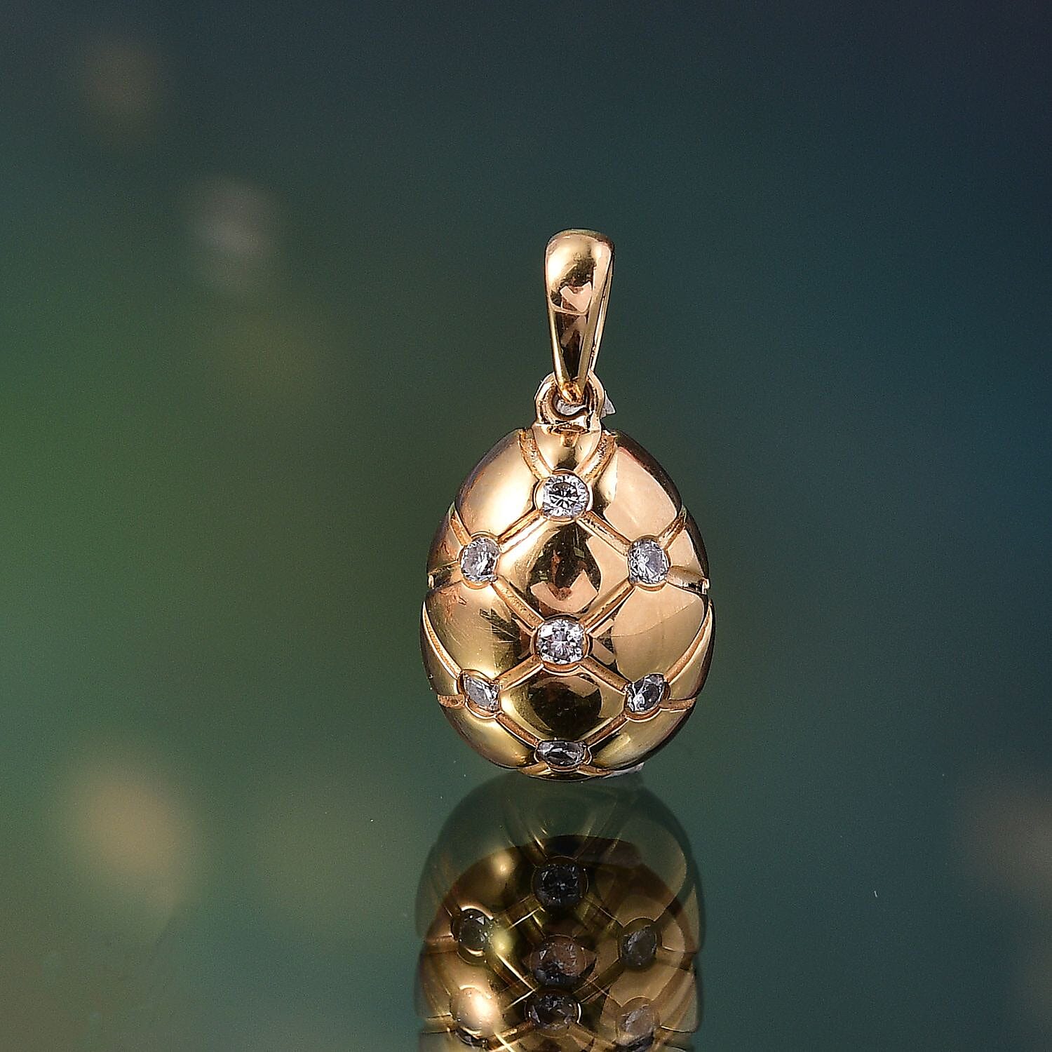 Designer Inpisred - Luxuriant Diamond Lab Grown Diamond (SI-G-H) Pendant in 18K Vermeil Yellow Gold Plated Sterling Silver