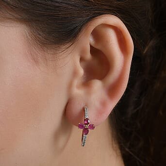 https://tjcuk.sirv.com/Products/81/2/8124557/African-Ruby-White-Zircon-Fancy-Earring-Sterling-Silver-2-496-Ct_8124557_2.jpg?w=342&h=342