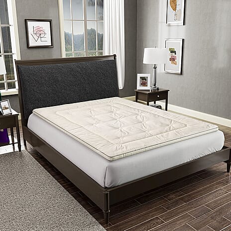 Hush Haven Silk Blend Patterned Duvet - All-Season Quilt (Size 225x220cm) - King