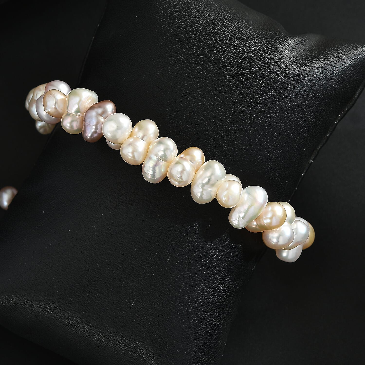Multi Color Fresh Water Pearl Bracelet (Size - 7.5-2 Ext) 120.00 Ct. Multi Color Fresh Water Pearl Bracelet (Size - 7.5-2 Ext) 120.00 Ct.