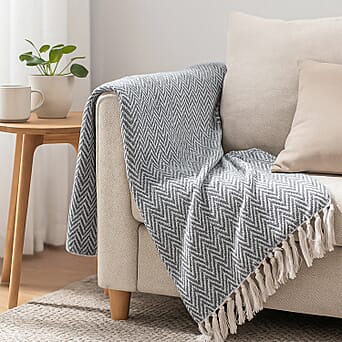 https://tjcuk.sirv.com/Products/81/2/8129553/Homesmart-Cotton-Chevron-Throw-Blanket_8129553.jpg?w=342&h=342