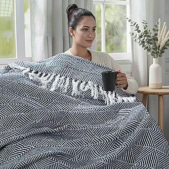 https://tjcuk.sirv.com/Products/81/2/8129614/Homesmart-Cotton-Chevron-Throw-Blanket-Size-150x1-cm-Navy-Grey_8129614_1.jpg?w=342&h=342