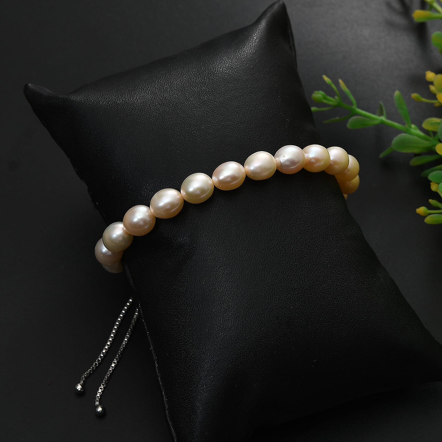 Peach Fresh Water Pearl Adjustable Bracelet (Size - 6.5 to 9.5) in Rhodium Overlay Sterling Silver 50.00 Ct. Peach Fresh Water Pearl Adjustable Bracelet (Size - 6.5 to 9.5) in Rhodium Overlay Sterling Silver 50.00 Ct.
