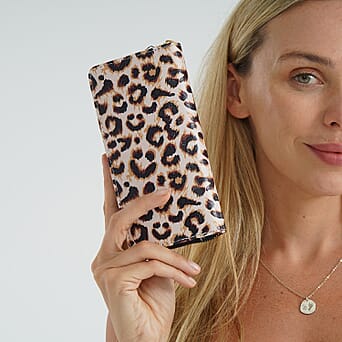 https://tjcuk.sirv.com/Products/81/3/8131587/Set-of-2-Leopard-Print-Zip-Around-Wallet-Clutch_8131587_2.jpg?w=342&h=342