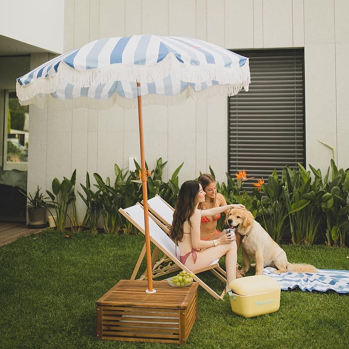 DOD - Closeout Offer - Beautiful Round 2 Metre Parasol with UV and Water Protection and Fringes, Height Adjustable, comes with a base - Blue DOD - Closeout Offer - Beautiful Round 2 Metre Parasol with UV and Water Protection and Fringes, Height Adjustable, comes with a base - Blue