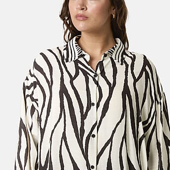 https://tjcuk.sirv.com/Products/81/3/8132422/Statement-Zebra-Print-Button-Down-Top-One-Size-Black_8132422_1.jpg?w=342&h=342