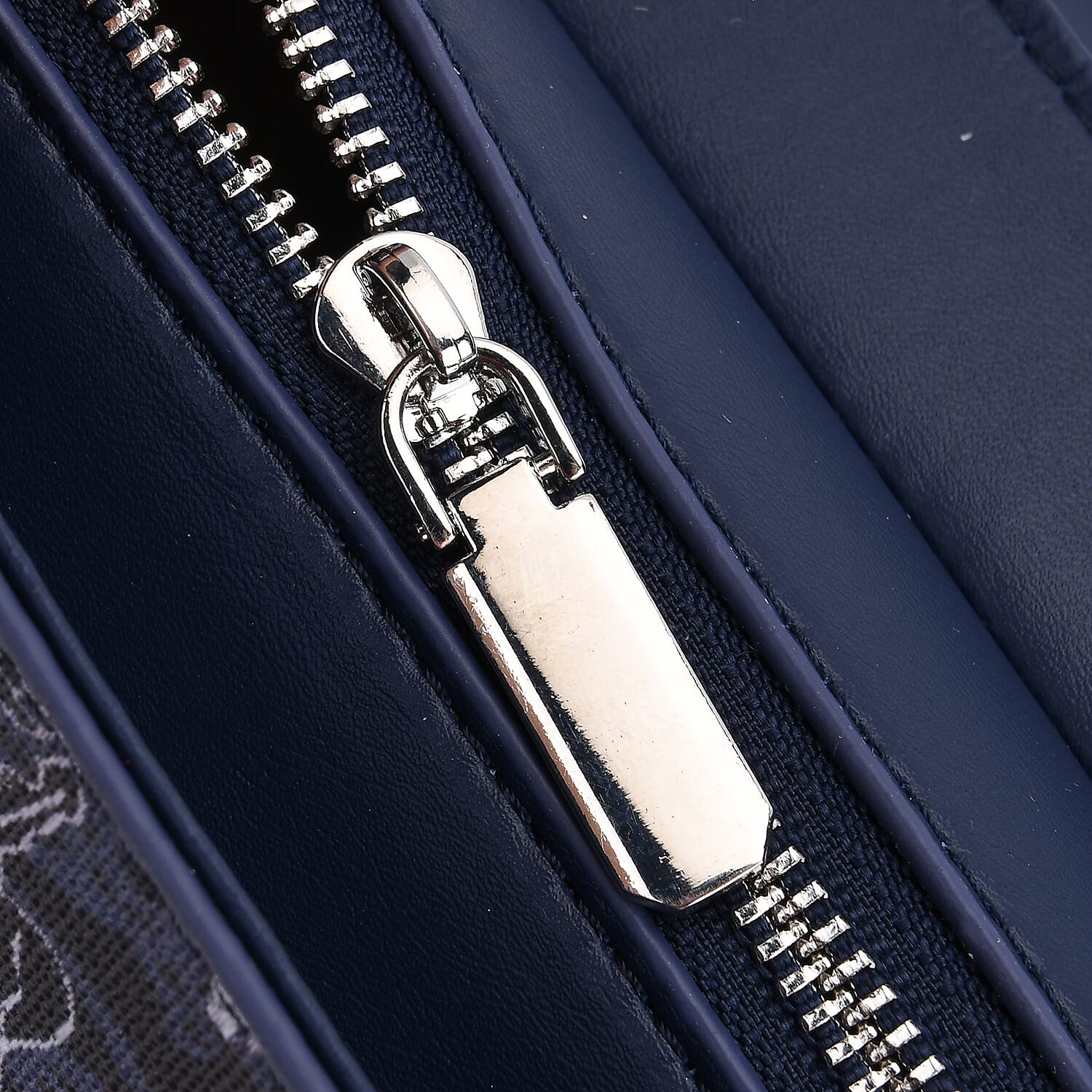 Ocean Pattern Crossbody Bag with Detachable Shoulder Strap - Navy