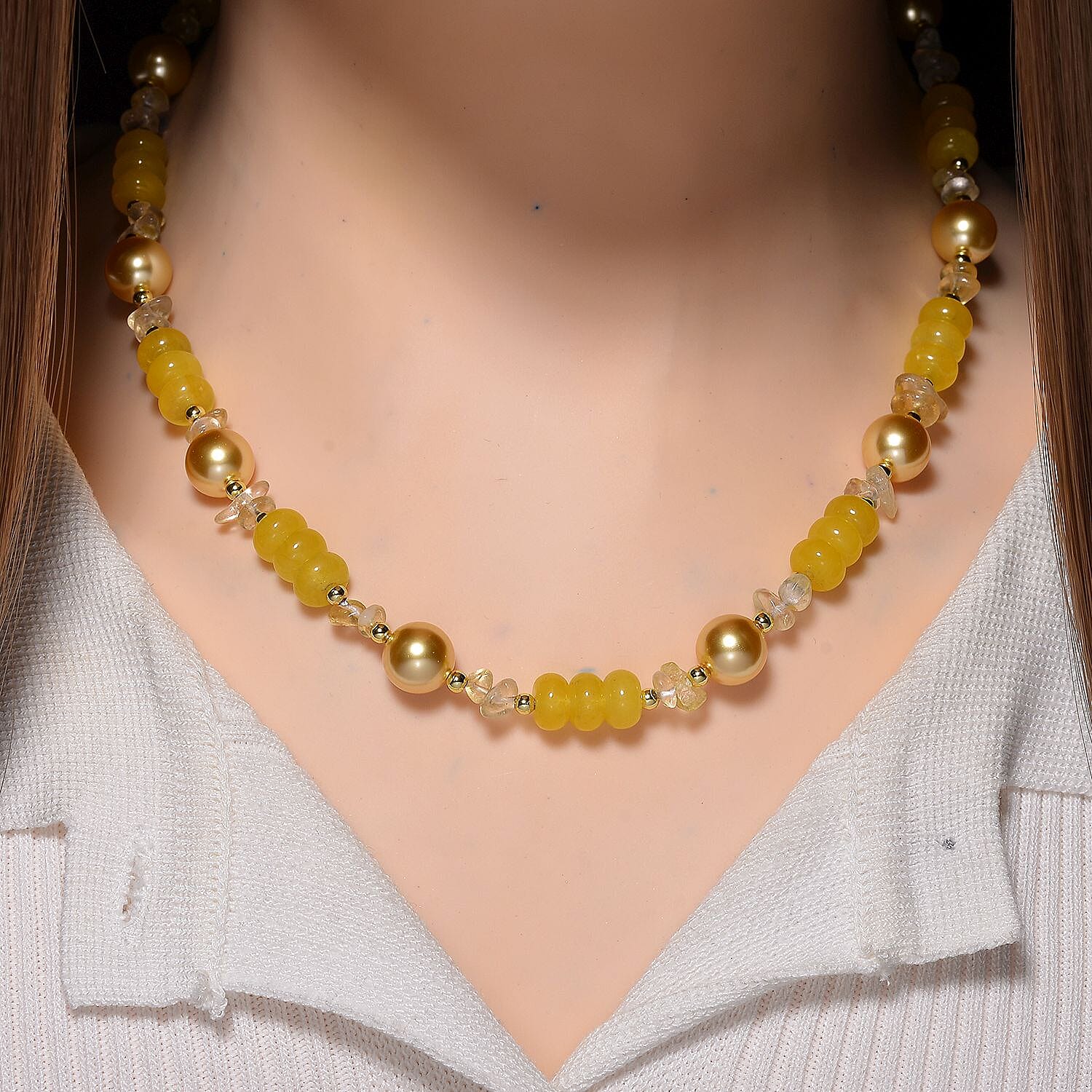 Necklace in Yellow Gold Tone