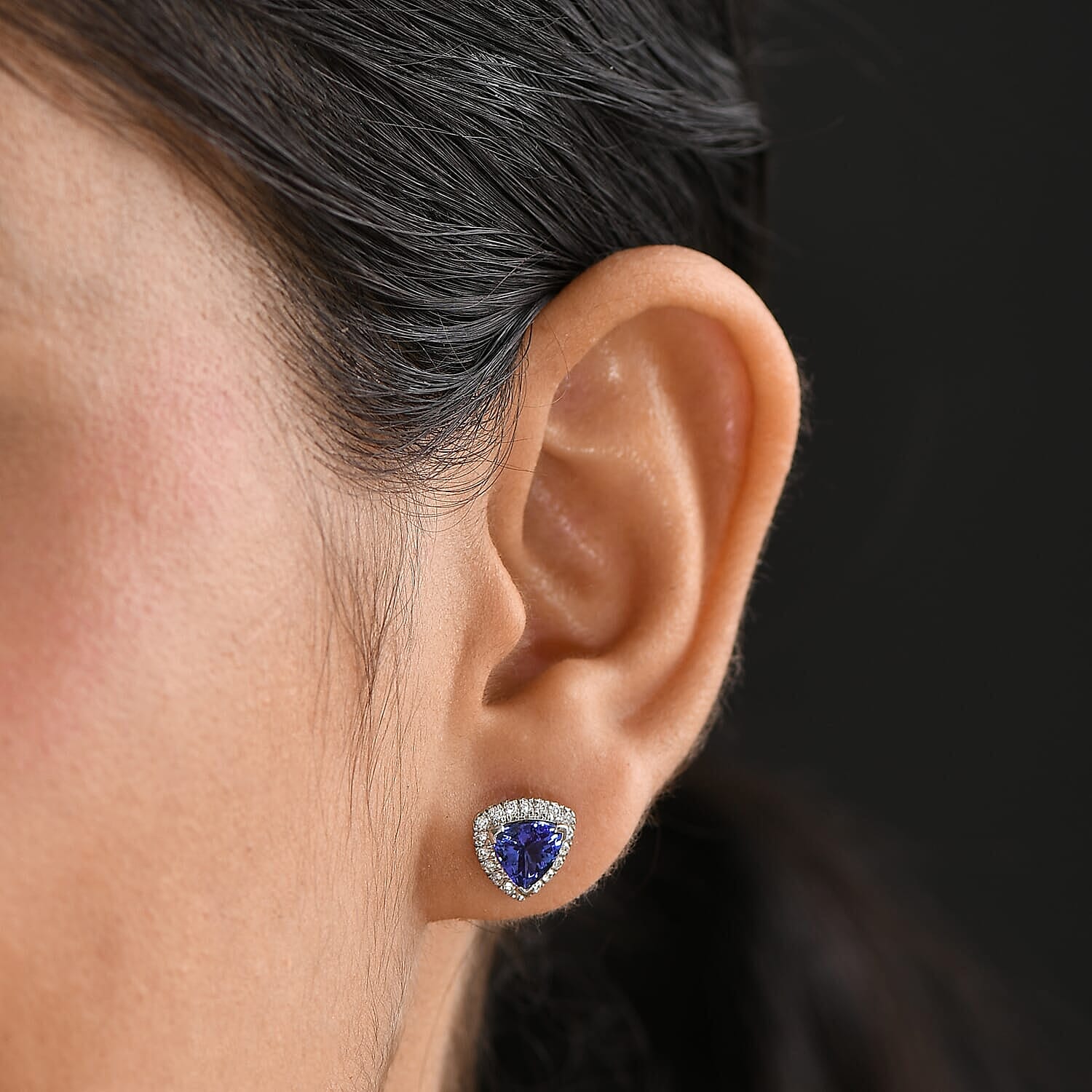Rhapsody 950 Platinum AAAA Tanzanite & White Diamond (VS-EF) AGI Certified Earring with Screw Back 2.56 Ct, Platinum Wt. 3.72 Gms.