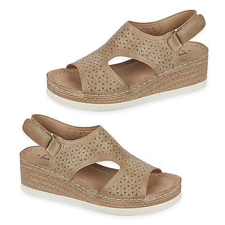 Ladies Sandal (Size - 6) - Beige