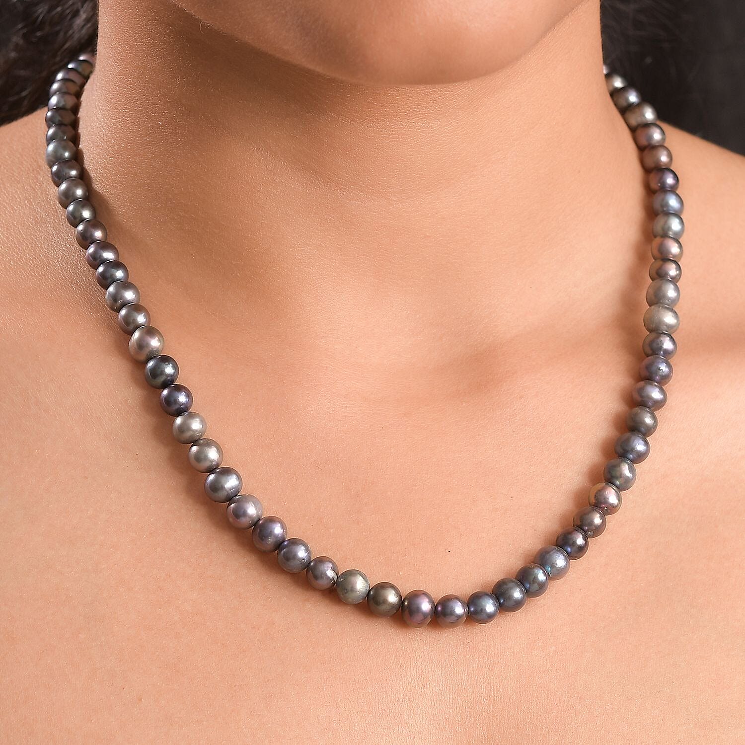 Peacock Dyed Pearl Stone Necklace (Size - 28) 225.00 Ct.