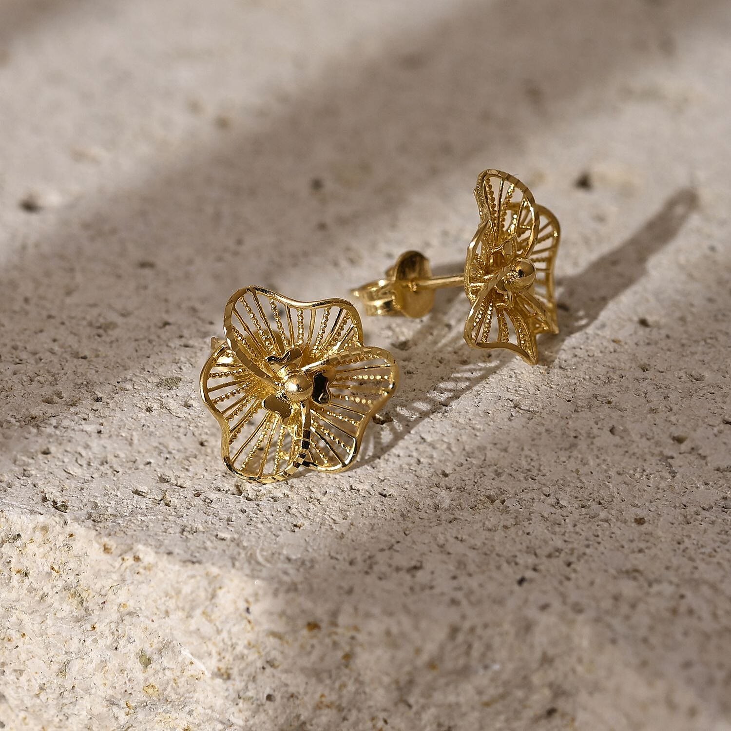 Gold Treasure of Siam - 9K Yellow Gold Stud Push Back Earring 1.55 gram