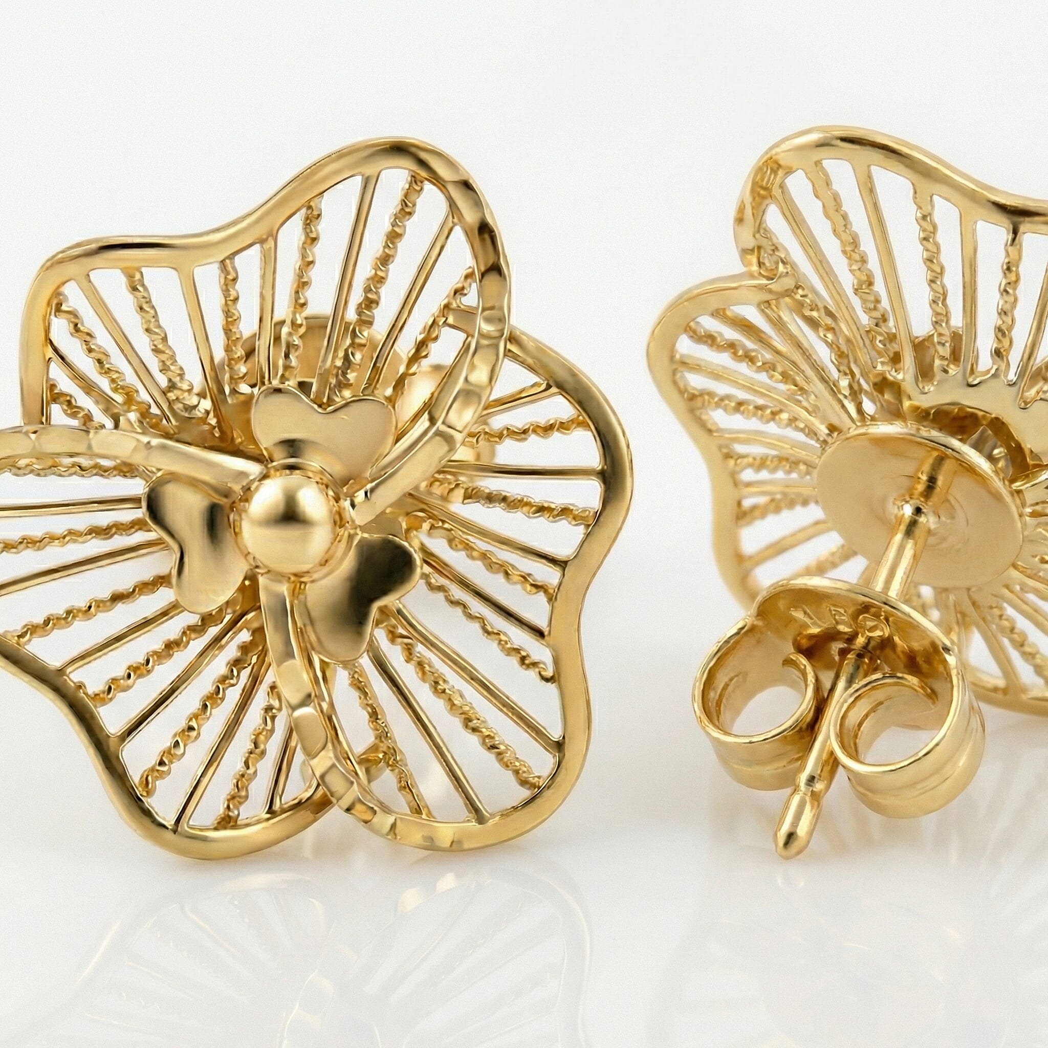 Gold Treasure of Siam - 9K Yellow Gold Stud Push Back Earring, Gold Wt. 1.55 Gms