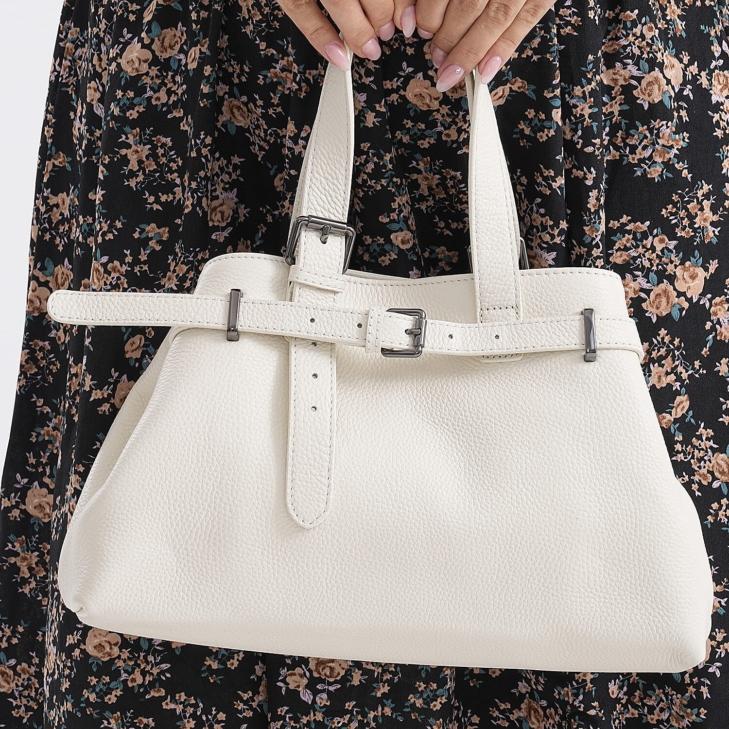 Vicenza 2025 Autumn-Winter Collection - Genuine Leather Belt-detail Crossbody Bag with Detachable Shoulder Strap - Cream