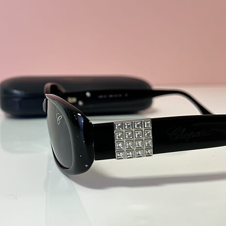 THE ULTRA LUXURY - FIRST TIME EVER - CHOPARD Square Wraparound Rimless Eyewear with Gold Frame  - Crystal