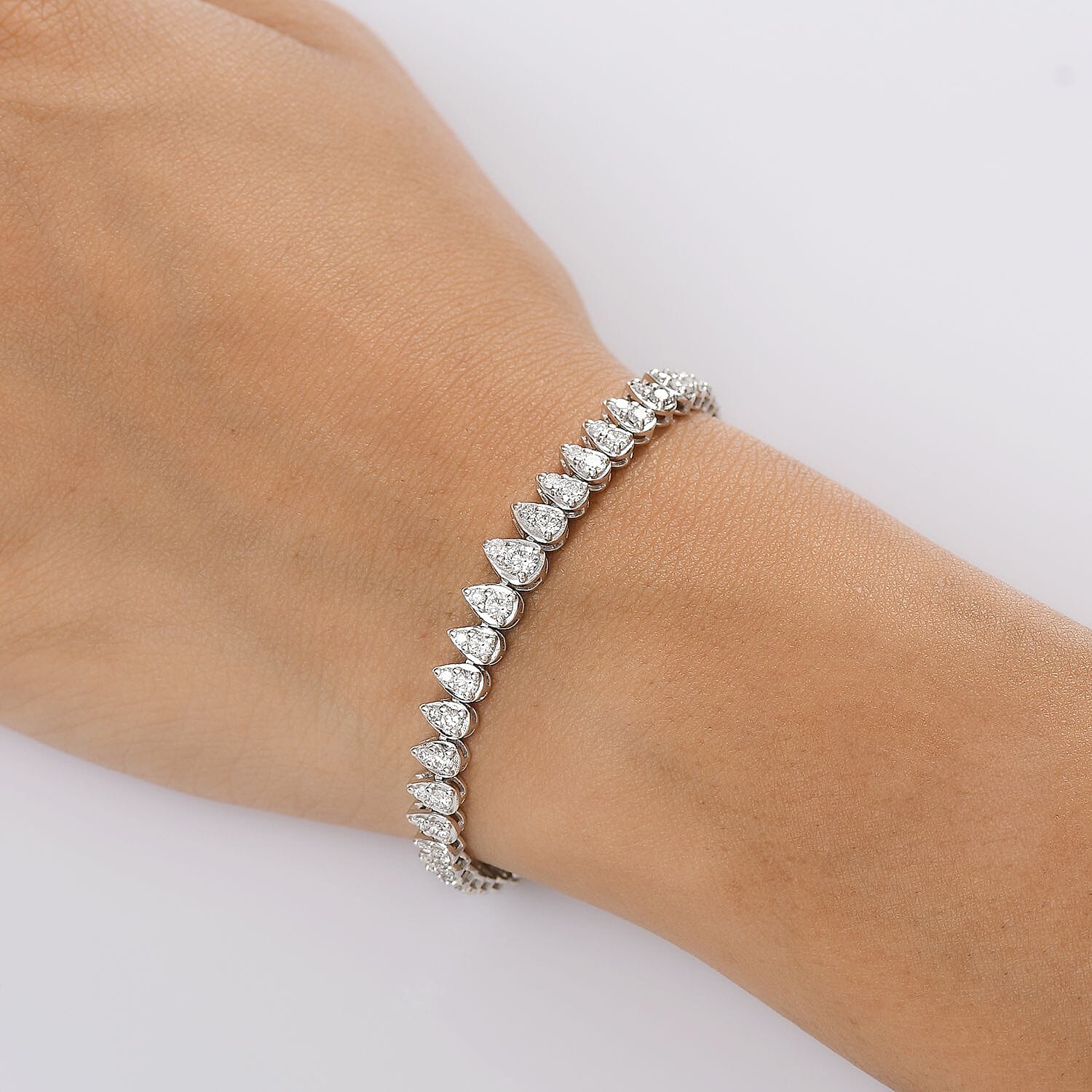 Luxuriant Lab Grown Diamond (SI-GH) Bracelet (Size - 7.5) with GB Lock Box in Rhodium Overlay Sterling Silver 2.98 Ct.