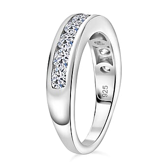 https://tjcuk.sirv.com/Products/81/6/8163944/Luxuriant-Diamond-Lab-Grown-Diamond-Main-Stone-With-Side-Stone-Ring-in_8163944_3.jpg?w=342&h=342