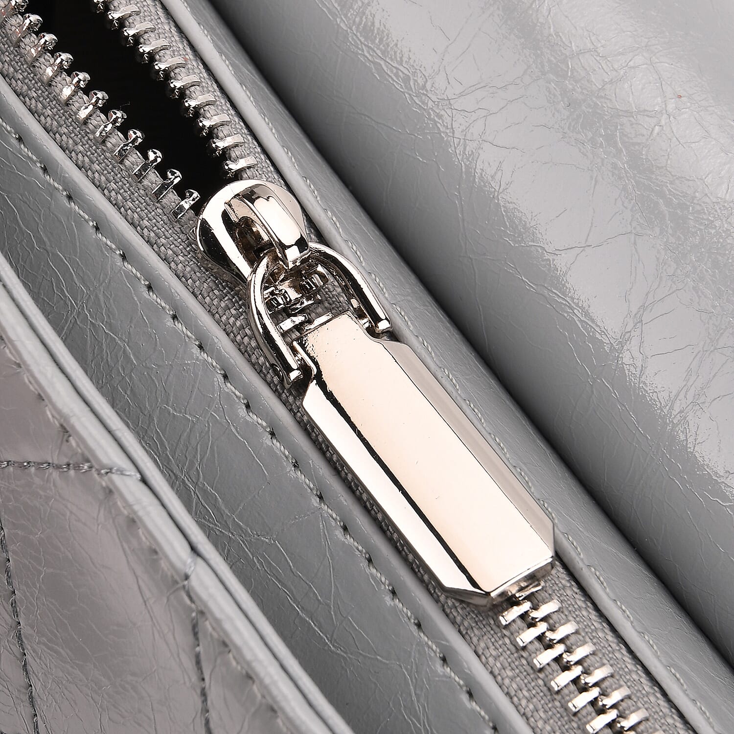 Designer Inspired - 100% Genuine Quilted Leather Crossbody Bag with Chain Strap - Grey