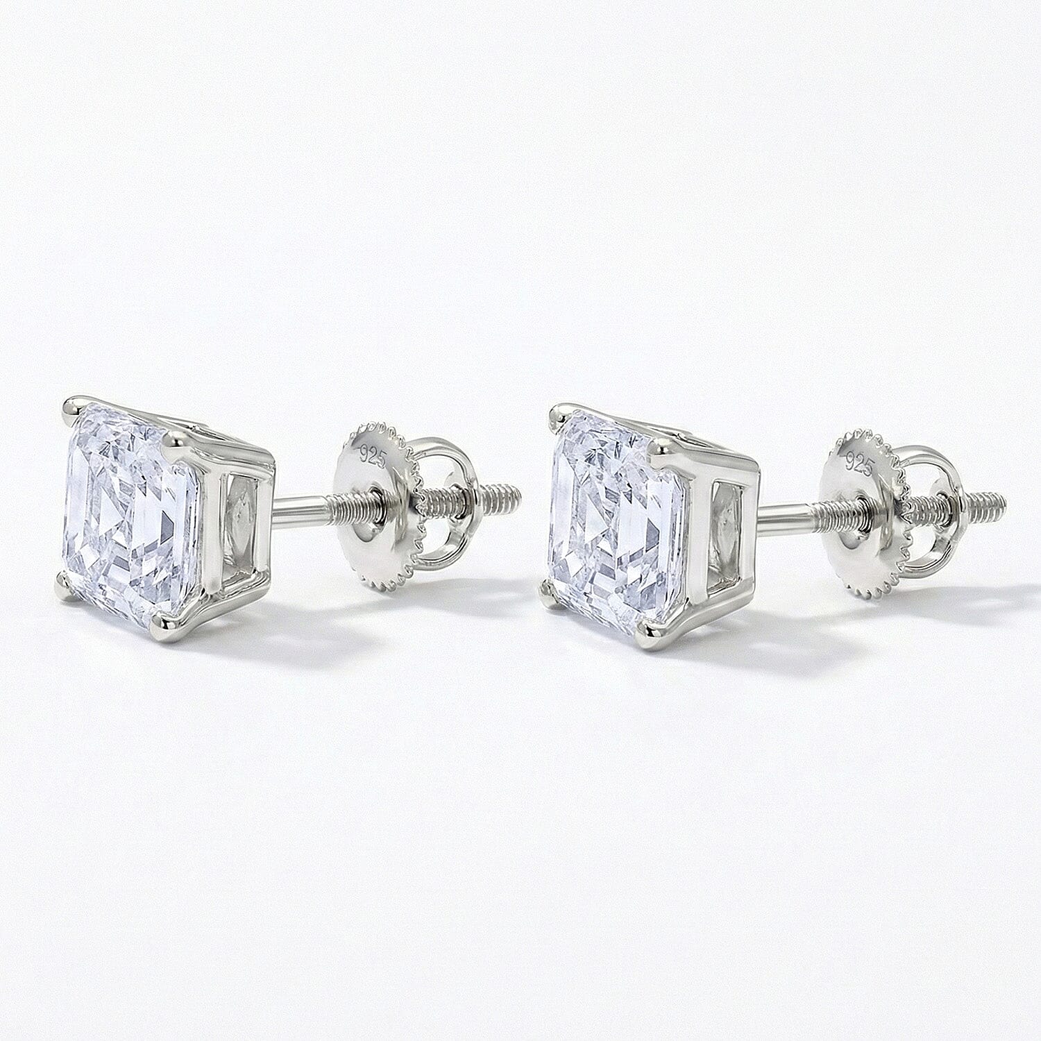 Luxuriant - 14K White Gold IGI Certified Lab Grown Diamond ( VS E-F) Earring with Screw Back 4.00 Ct.
