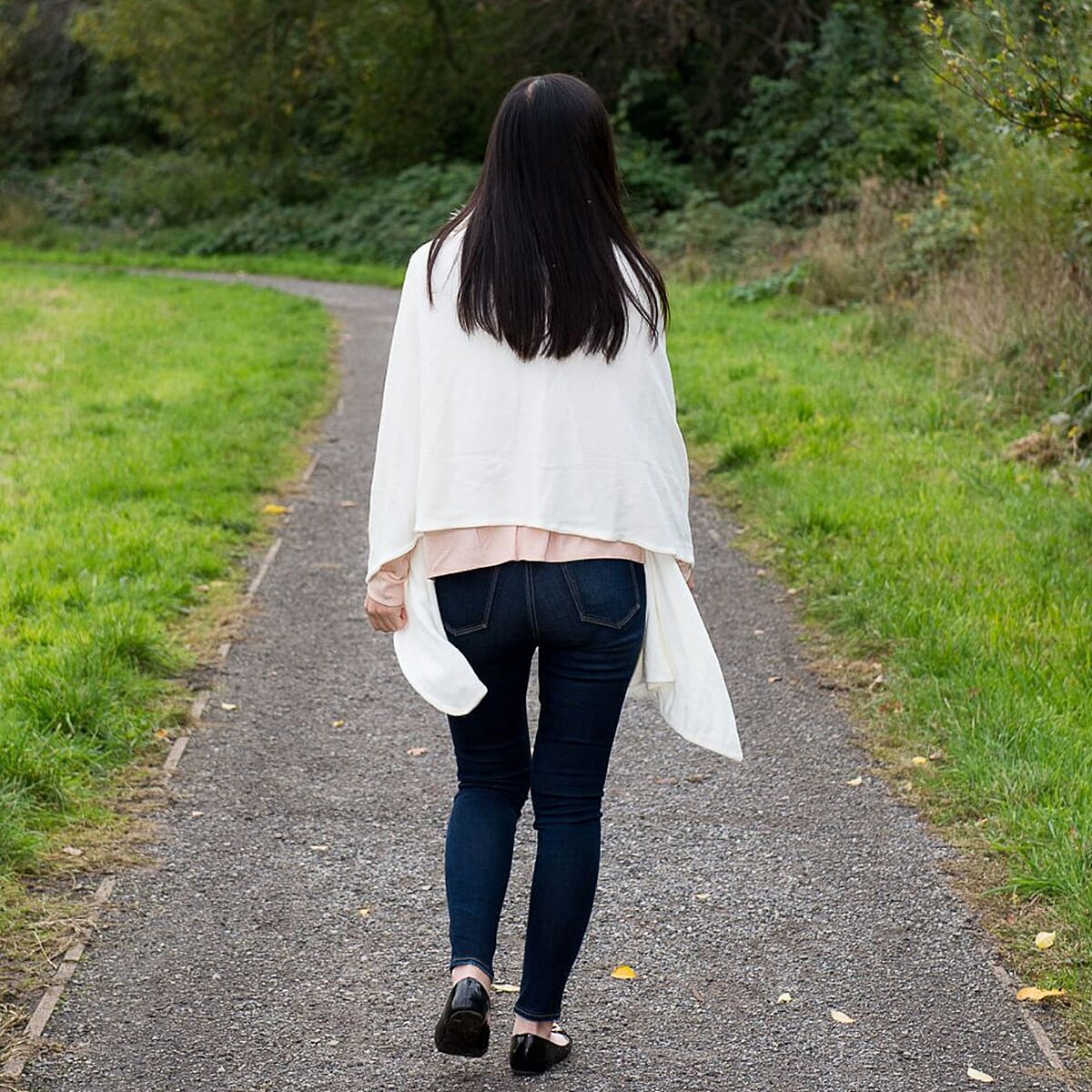 Ladies Faux Fur Wool Blend Shawl Wrap (One Size) - White