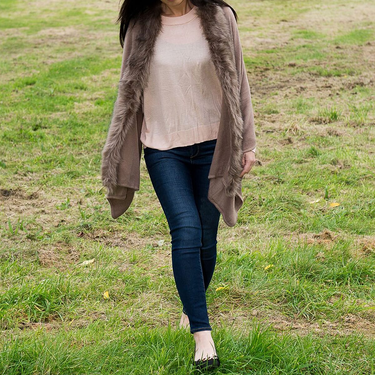 IW Special Acrylic Shawl (Size - One Size) - Mink