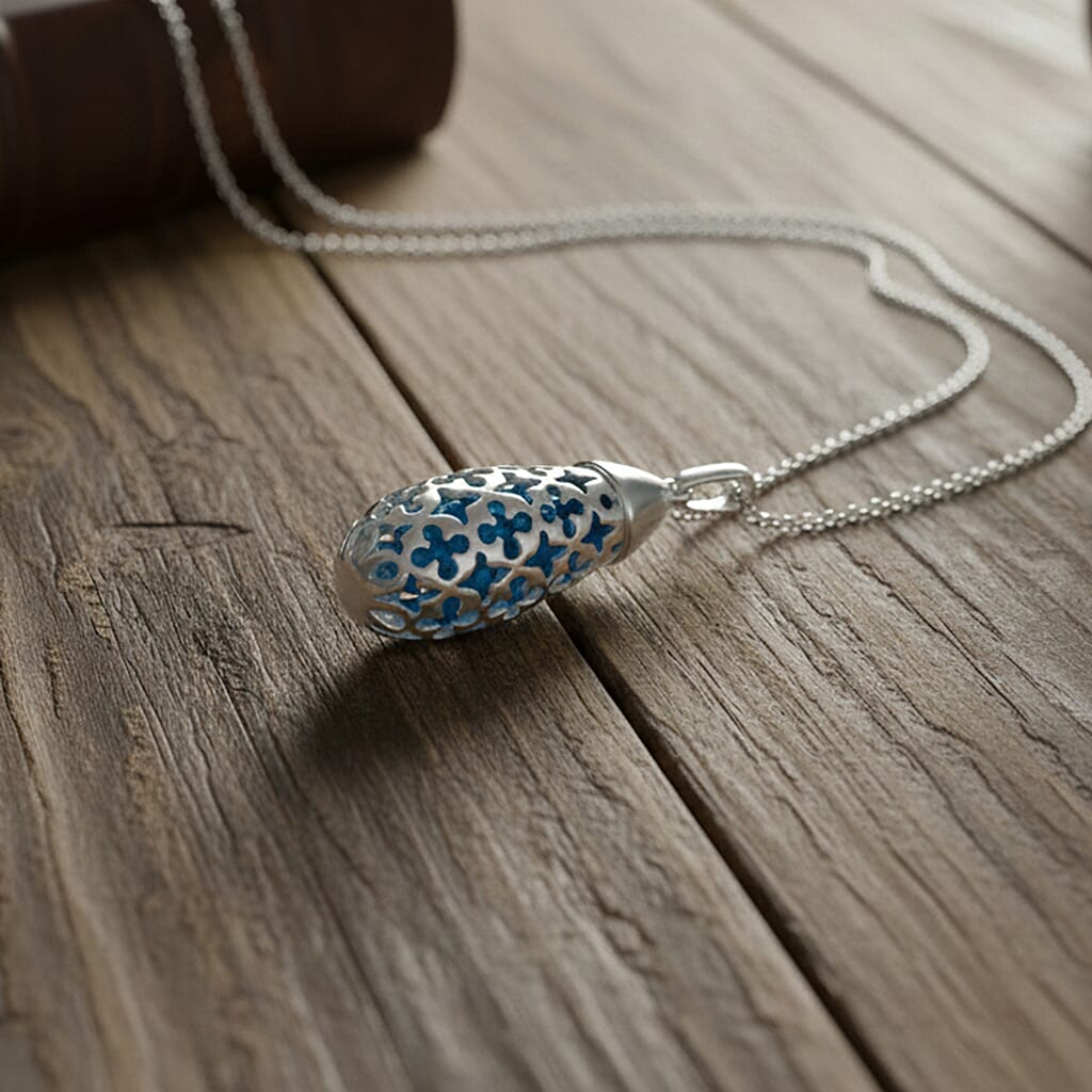 Close Out Deal - Blue Apatite Pendant with Chain (Size 16 - 2 Ext) with Lobster Clasp Sterling Silver 4.40 Ct, Silver Wt. 5.31 Gms.