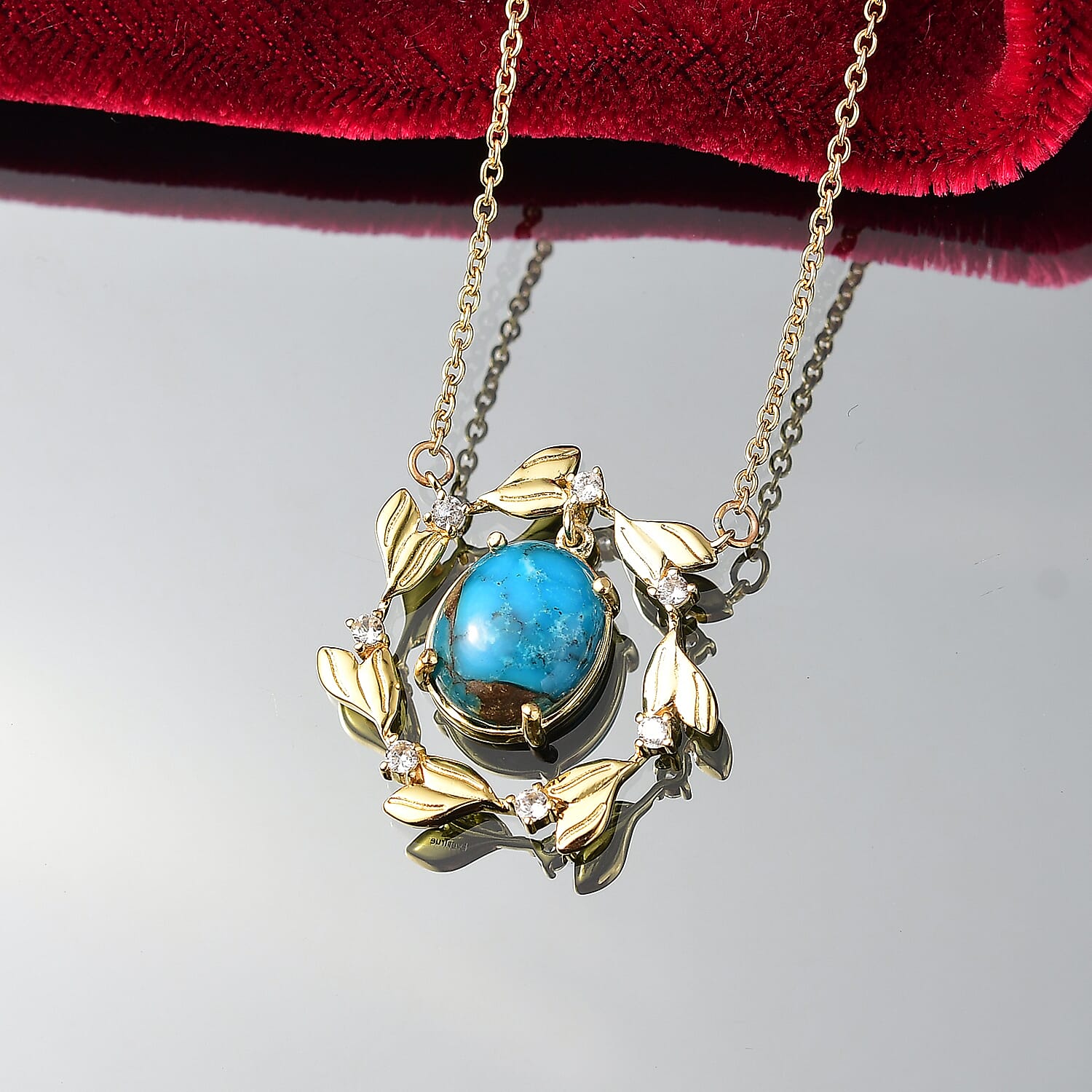 Tucson Find - Blue Turquoise Circle Leaf  Necklace 5.00 Ct.