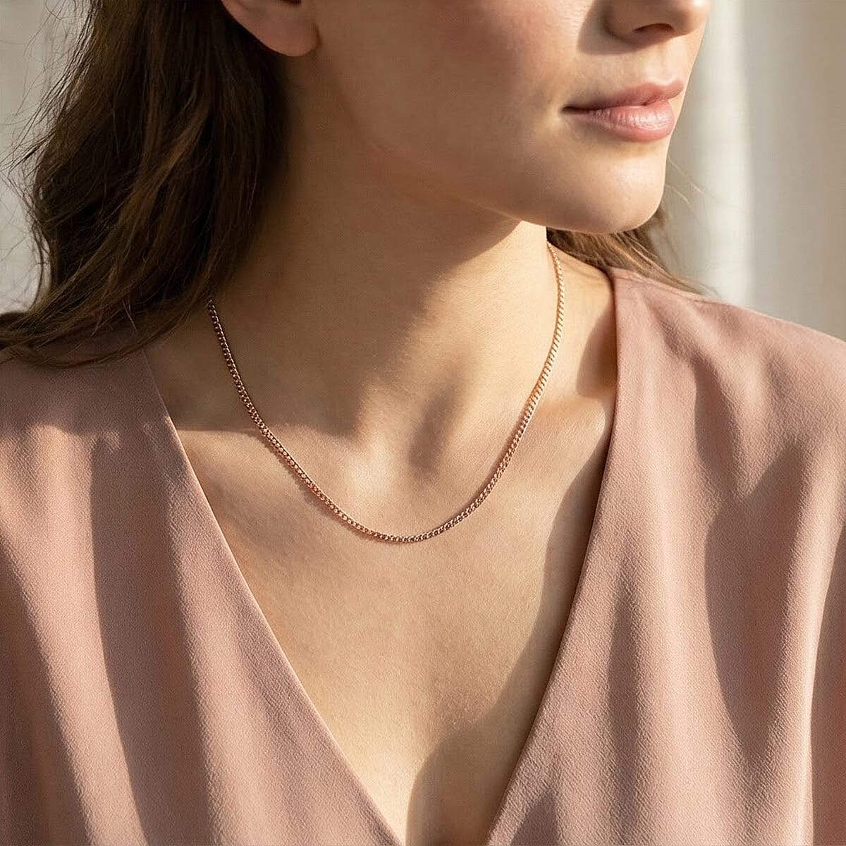 Hatton Garden Closeout Deal - 9K Rose Gold Diamond Cut Curb Chain (Size - 18) with Spring Ring Clasp