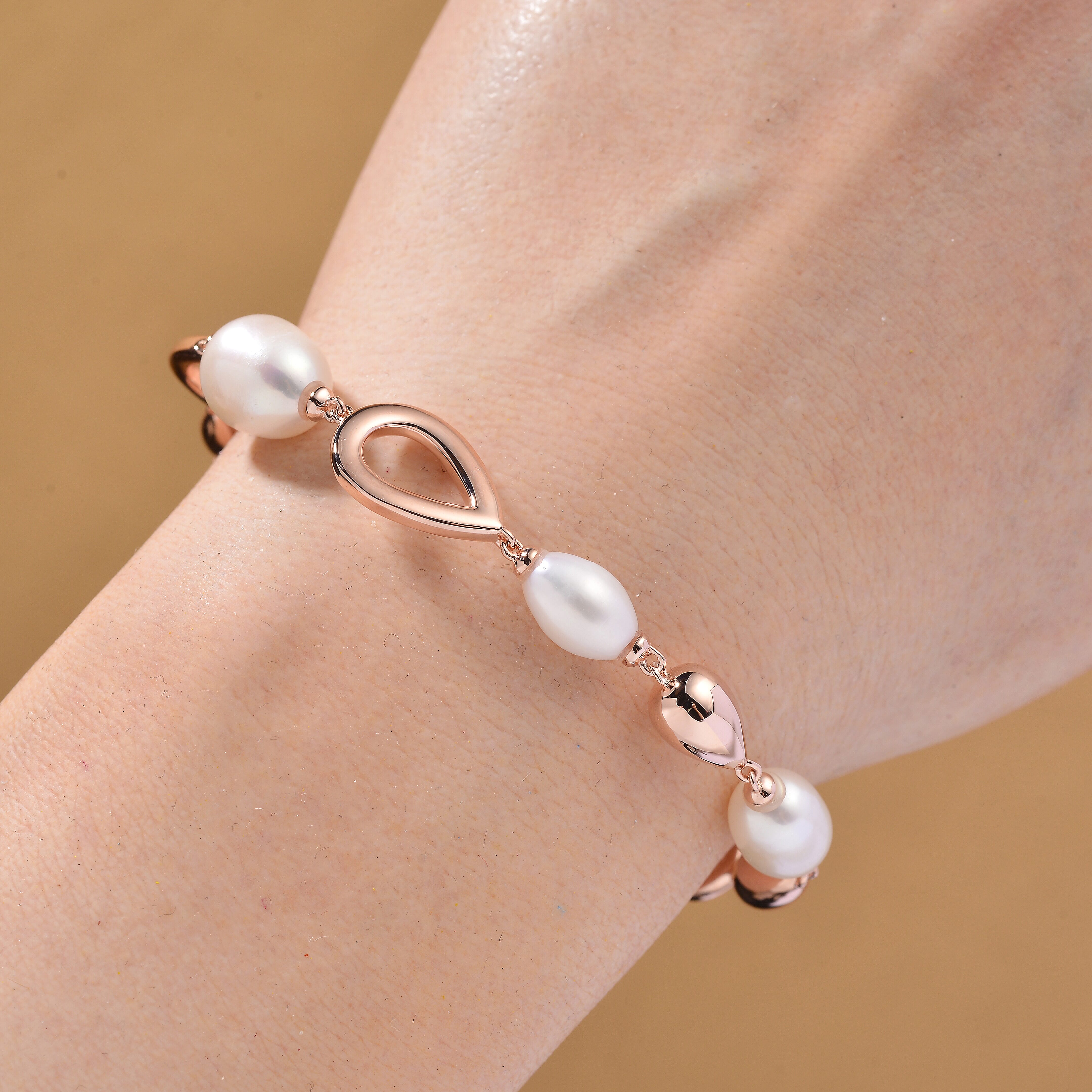 LUCY Q Pearl Drop Collection - Fresh Water Pearl Bracelet (Size - 8) Sterling Silver with Lobster Clasp in 18K Vermeil Rose Gold Plated 23.14 Ct, Silver Wt. 9.20 Gms.