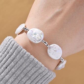 https://tjcuk.sirv.com/Products/81/8/8183217/White-Fresh-Water-Pearl-Bracelet-Pure-White-Brass-0-010-Ct_8183217_1.jpg?w=342&h=342