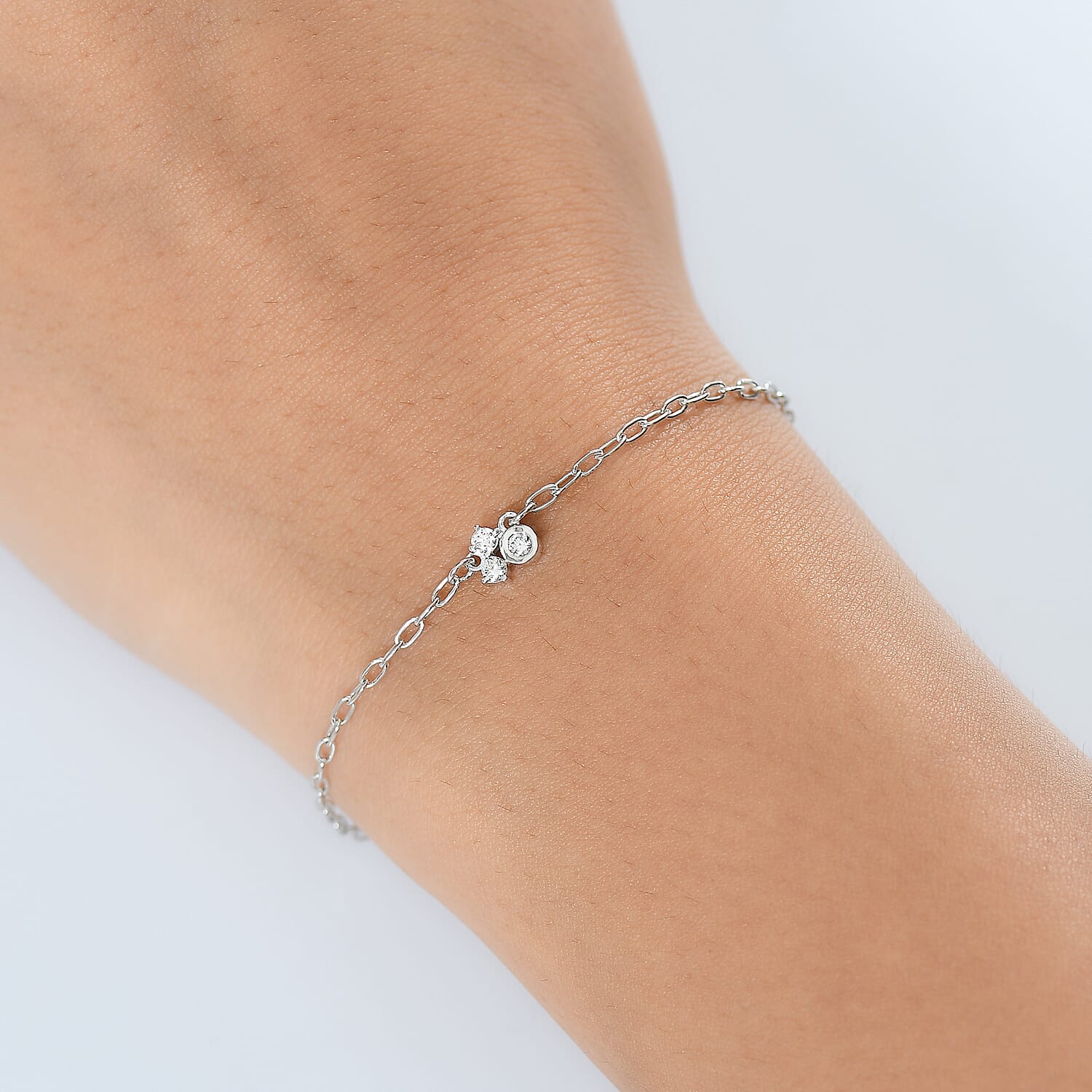 Luxuriant Diamond Lab Grown Diamond (SI-G-H) Chain Bracelet (Size - 7.5) with Lobaster Clasp in Rhodium Overlay Sterling Silver