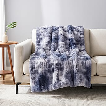 https://tjcuk.sirv.com/Products/81/8/8185736/Homesmart-Faux-Fur-Reversible-Throw-Blanket-200-x-150-cm-Blue-Grey_8185736.jpg?w=342&h=342