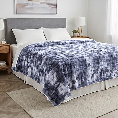 Sumptuously Super Soft Double Layered Sherpa Super Large Faux Rabbit Fur Blanket 710 GSM (200 x 150 cm) - Blue & White