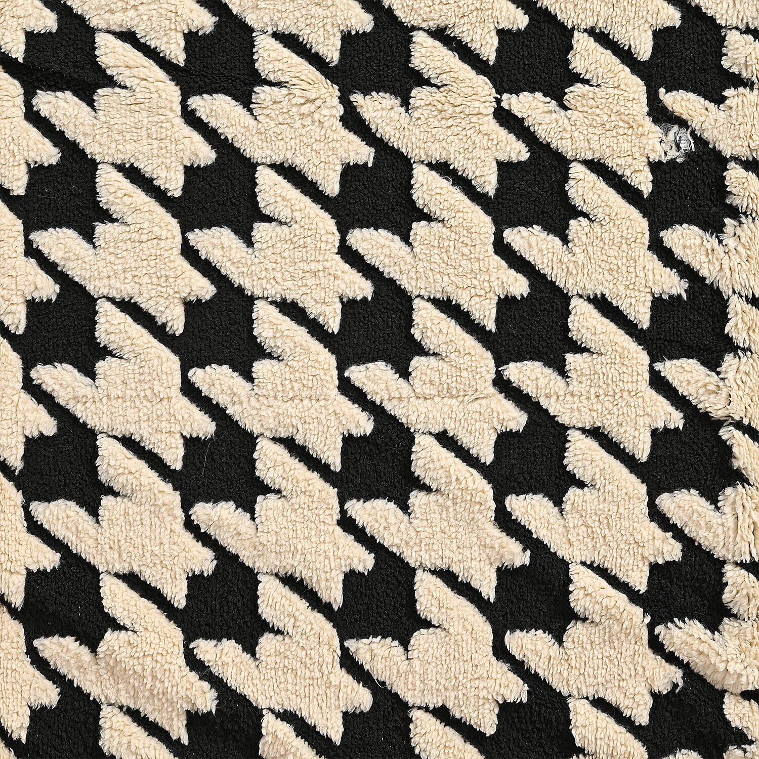 Pre Season Special Offer - Livmore Double Layer Sherpa Blanket - Black & Cream (200x150cm)