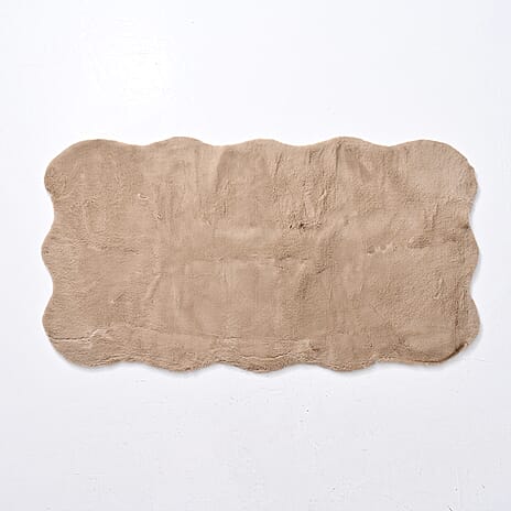 BLACK FRIDAY DEAL - SIGNATURE LUXE SUPERSOFT Long Faux Fur Rug with Foam Base (180 x 100 cm) - Beige