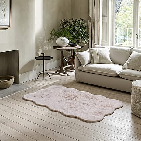 BLACK FRIDAY DEAL - SIGNATURE LUXE SUPERSOFT Long Faux Fur Rug with Foam Base (180 x 100 cm) - Ivory