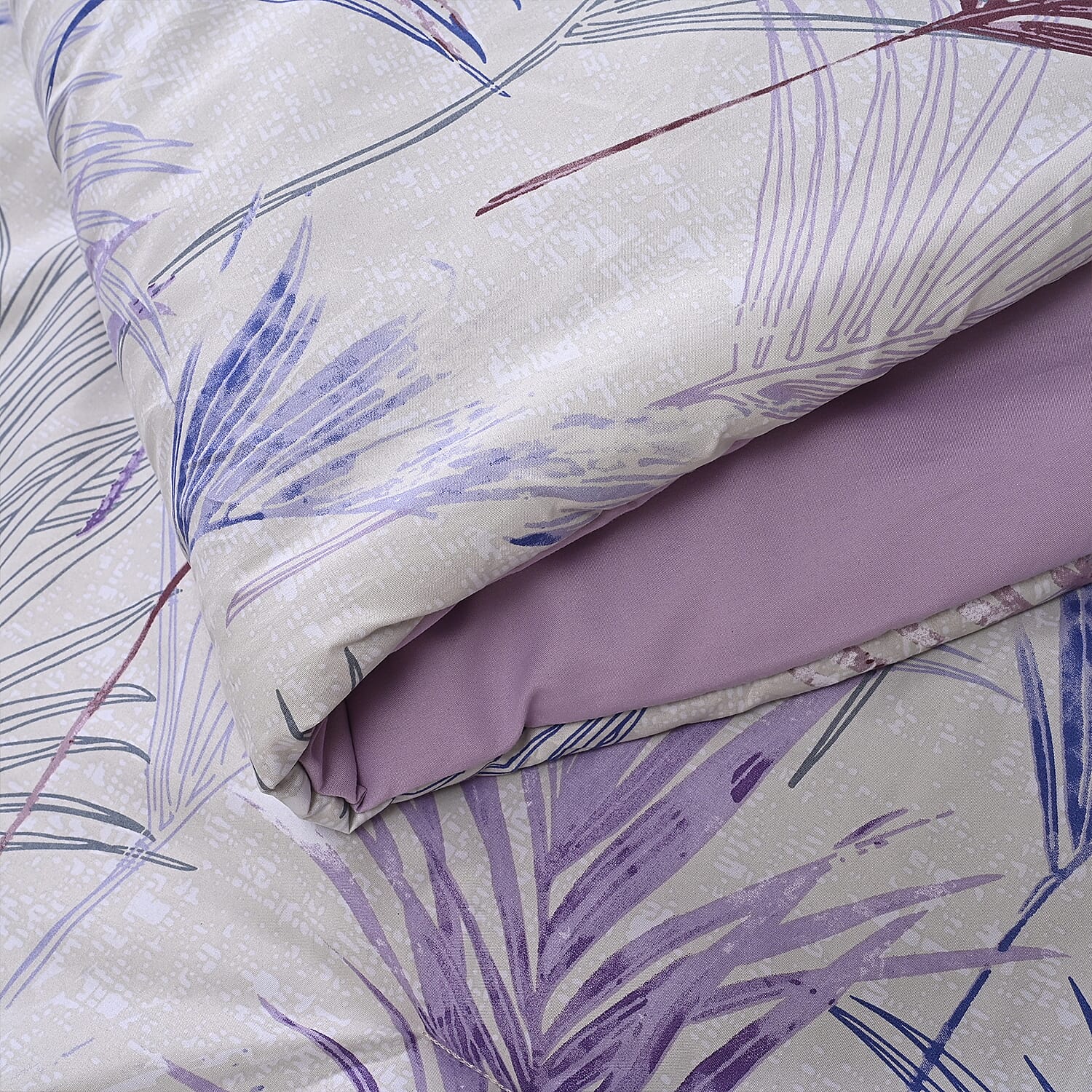 Homesmart 3 Piece Floral & Leaf Print Comforter Set Inc. 1 Comforter & 2 Pillowcases