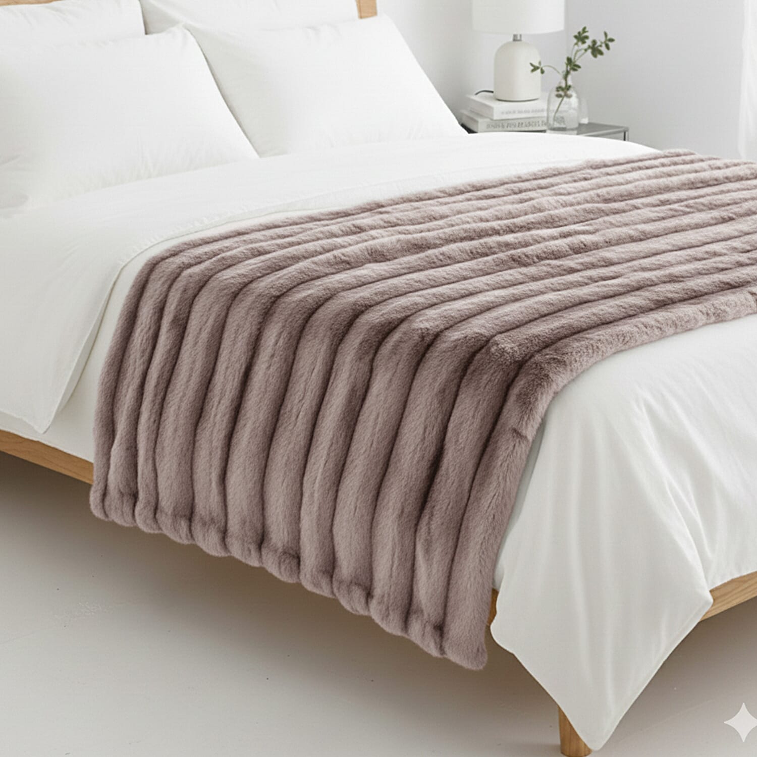 The Heaviest Weight Blanket at TJC - 1000 GSM Sumptuous Faux Rabbit Fur Double Layer Blanket With Thermal Lining Faux Mink Backing For Insulation (180x150 Cm) - White