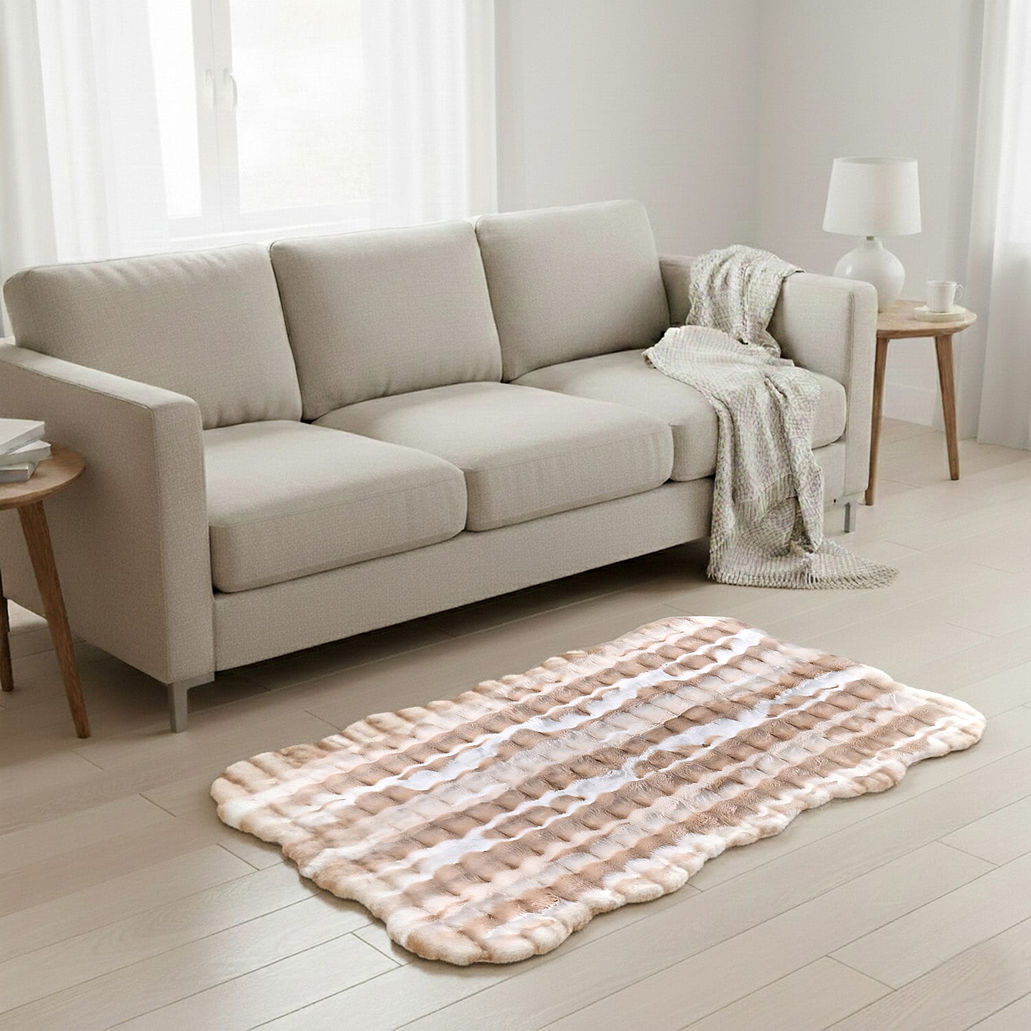 LIVMORE Luxury Collection - Faux Fur Bubble Pattern Rug with Foam Base (Size 180 x100 cm) - Cream & White