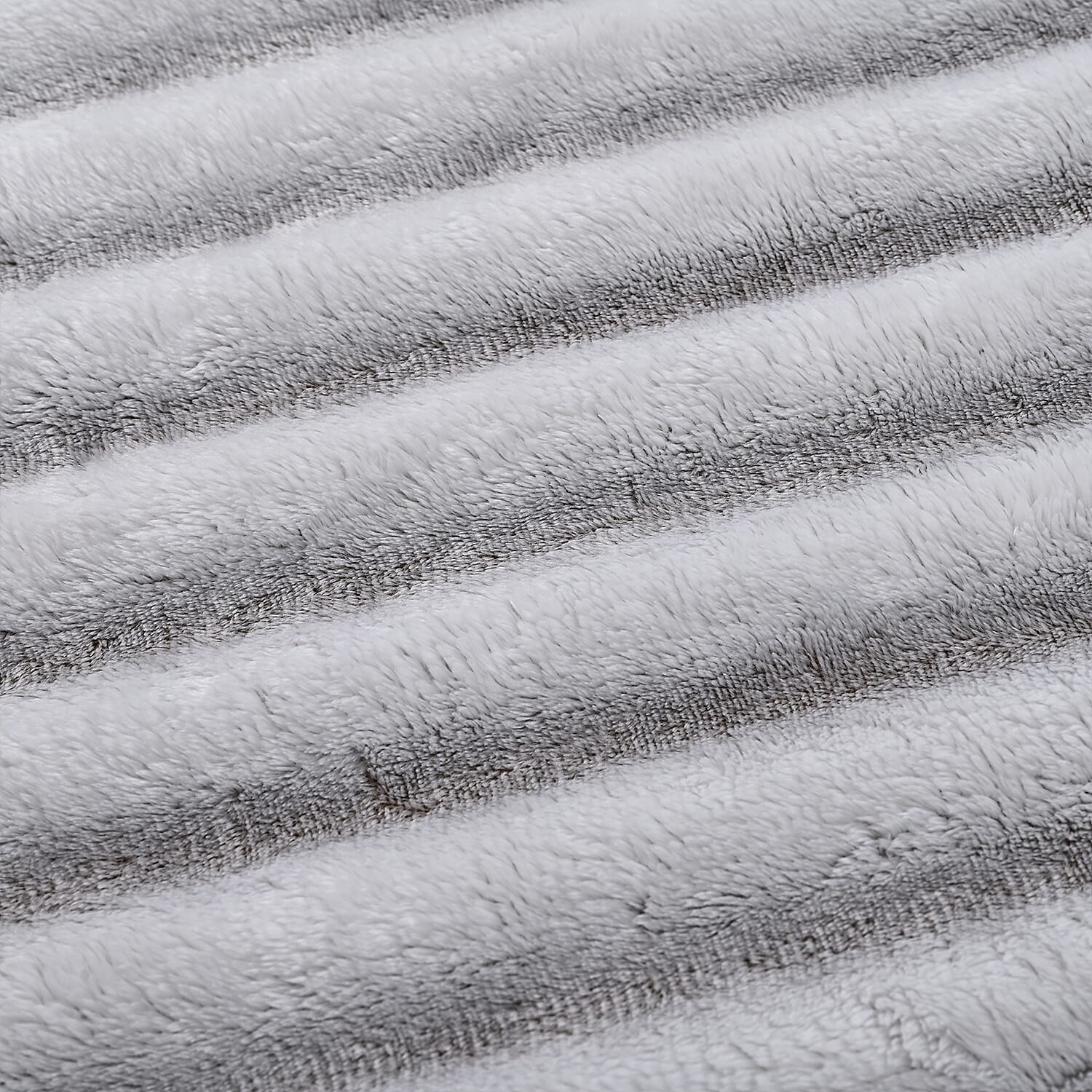 LIVMORE Stripe Pattern Faux Fur Cosy Blanket (200x150 cm) - Brown