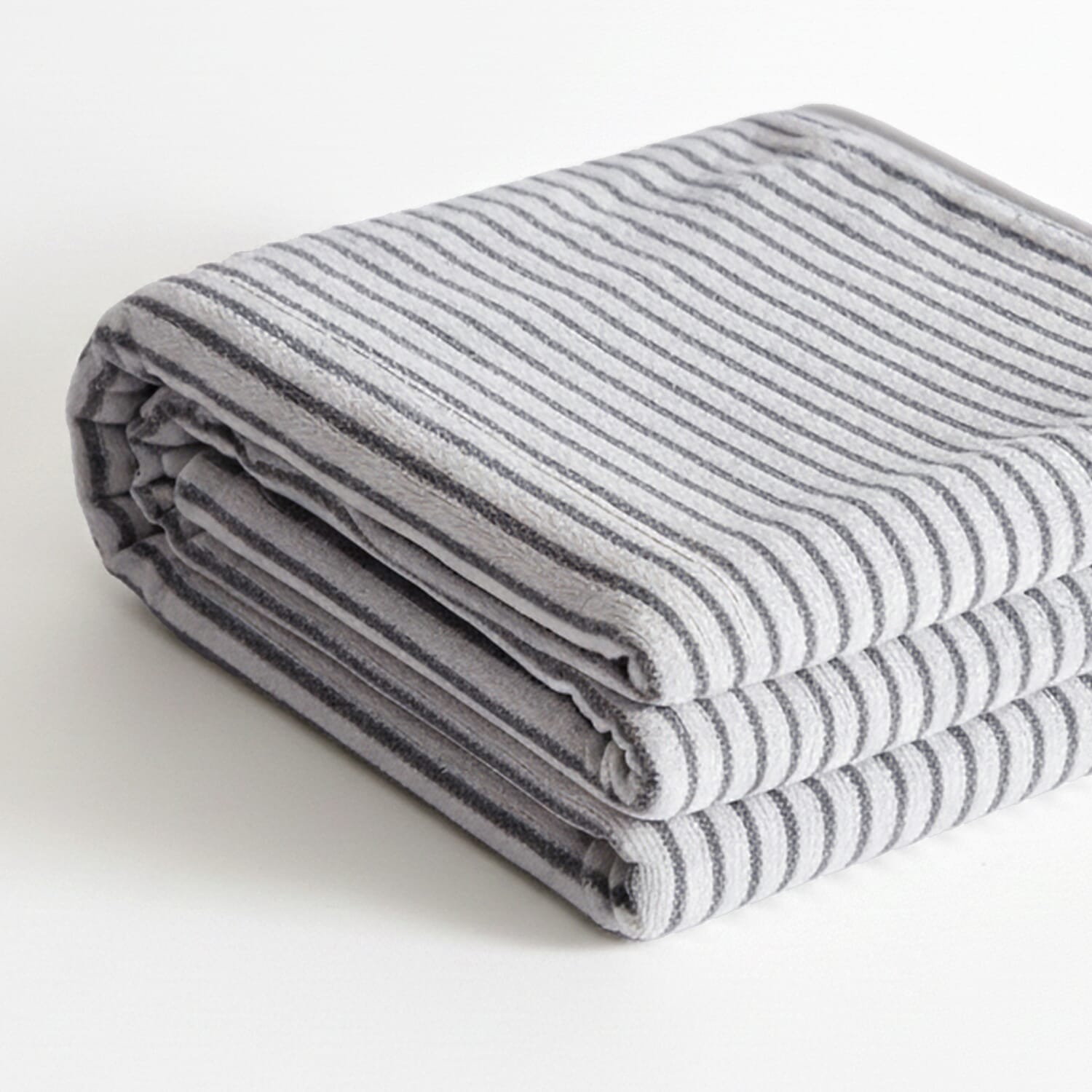 LIVMORE Stripe Pattern Faux Fur Cosy Blanket (200x150 cm) - Brown