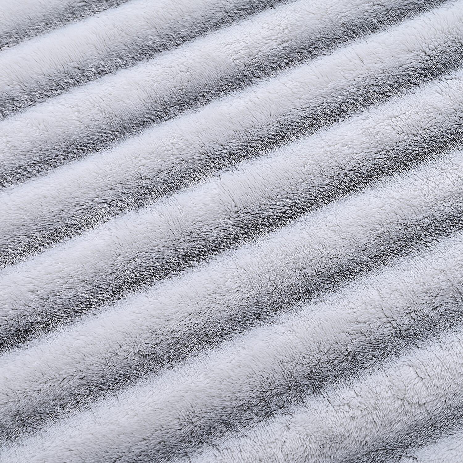 LIVMORE Stripe Pattern Faux Fur Cosy Blanket (200x150 cm) - Grey