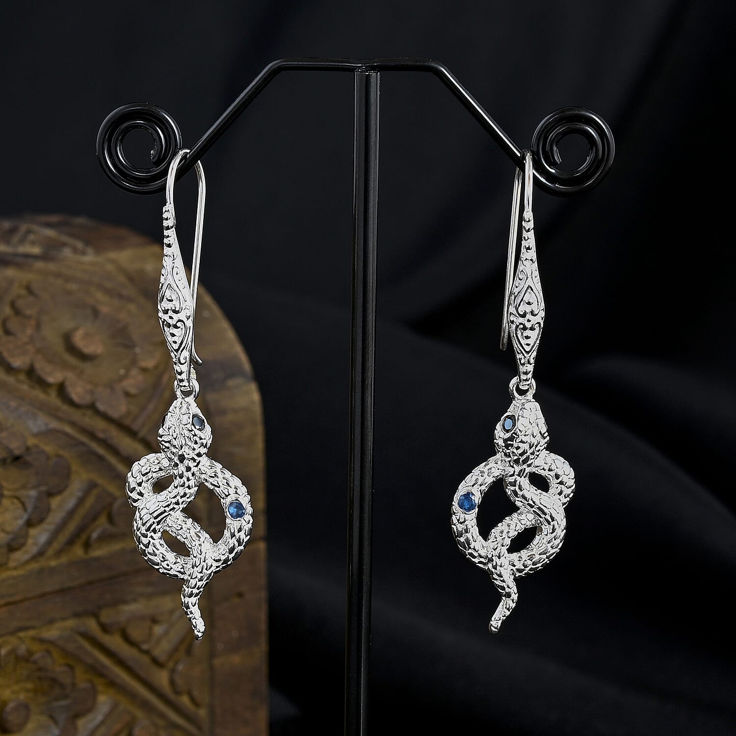 Royal Bali Collection - D'Joy Blue Sapphire & Black Spinel Sterling Silver Earring with Hook
