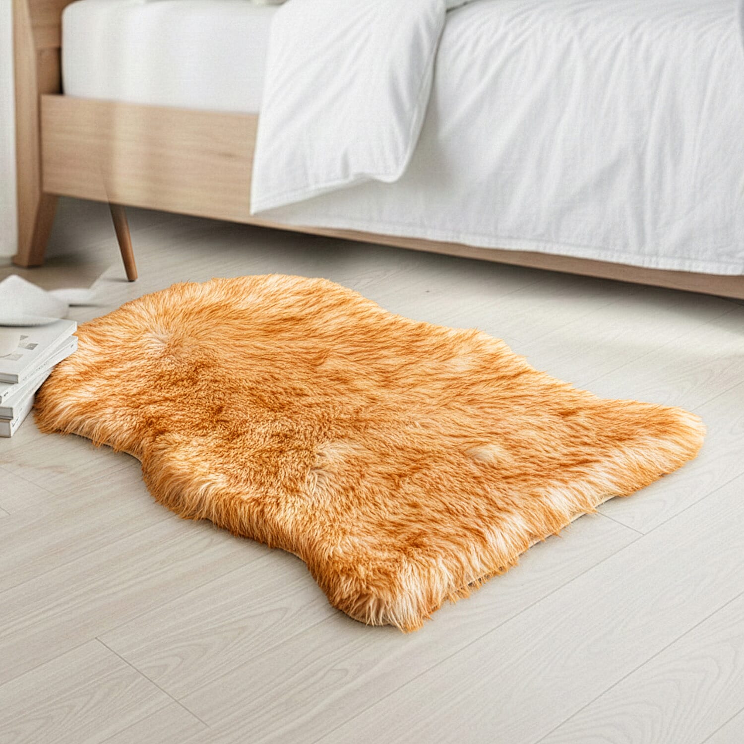 Homesmart Luxury Tip-Dyed Faux Fur Rug with Foam Base (100 x 60 cm) - Beige & Brown