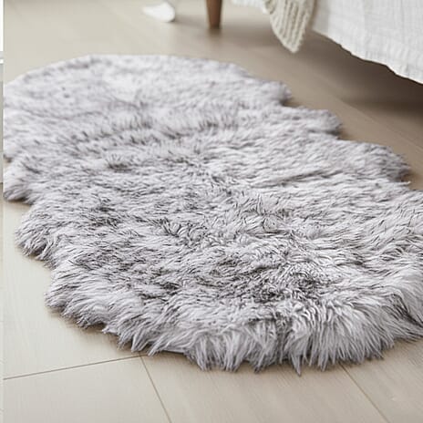 Homesmart Luxury Tip-Dyed Faux Fur Rug with Foam Base (180 x 60 cm) - Black & White